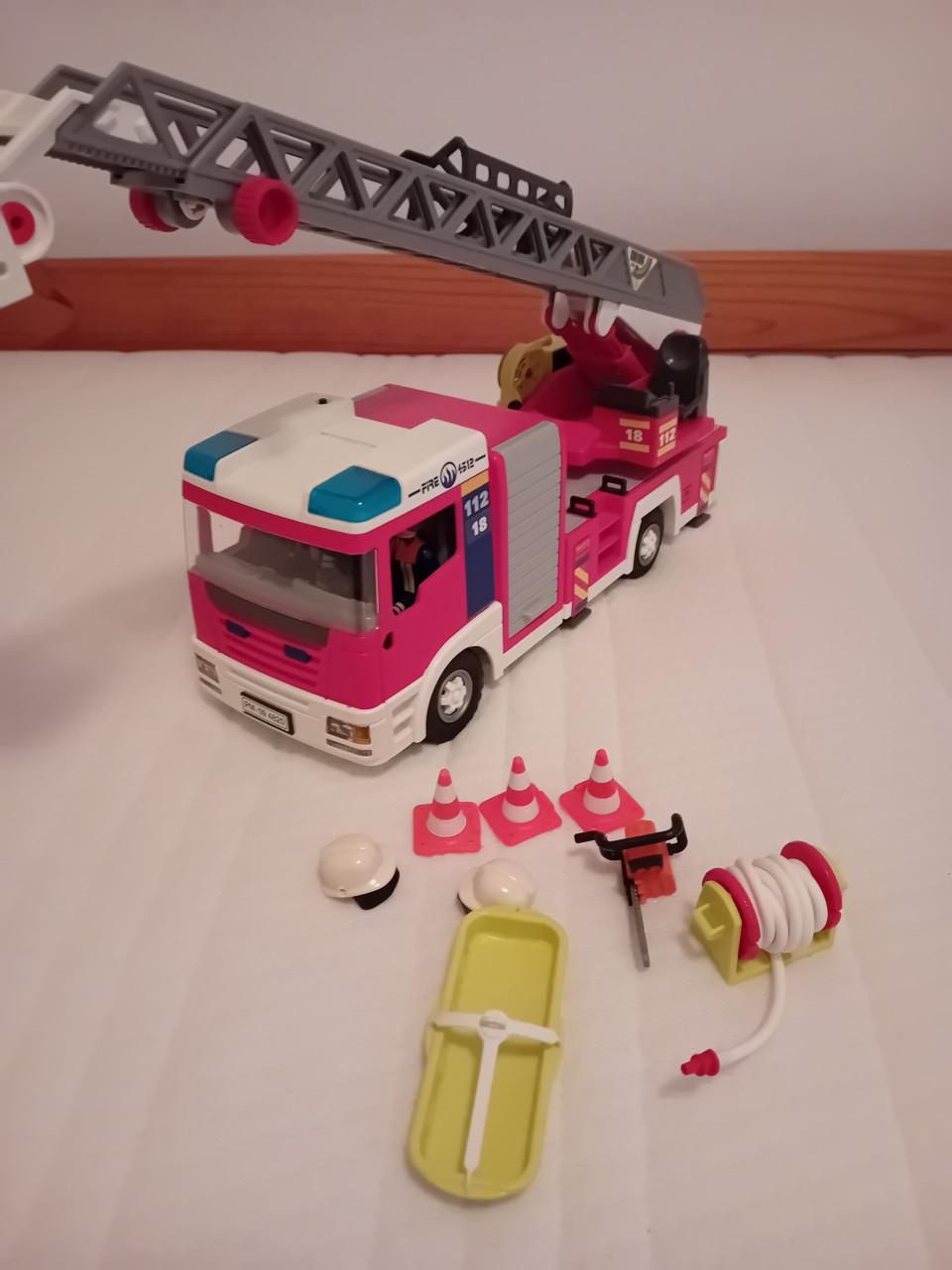 Playmobil.vuilniswagen en ladderwagen