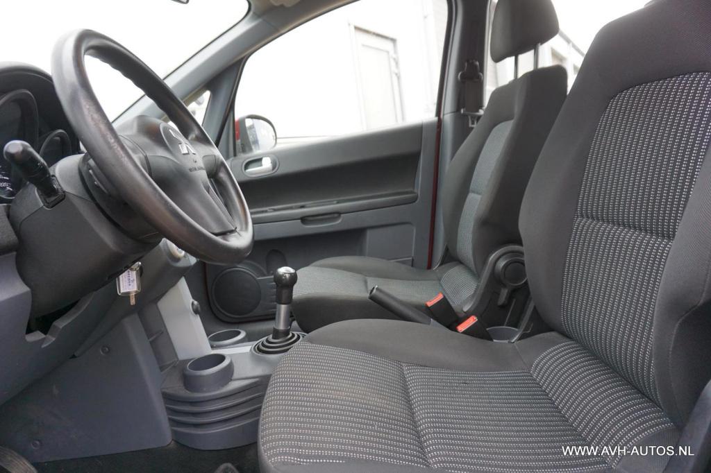 Mitsubishi Colt 1.3 invite+