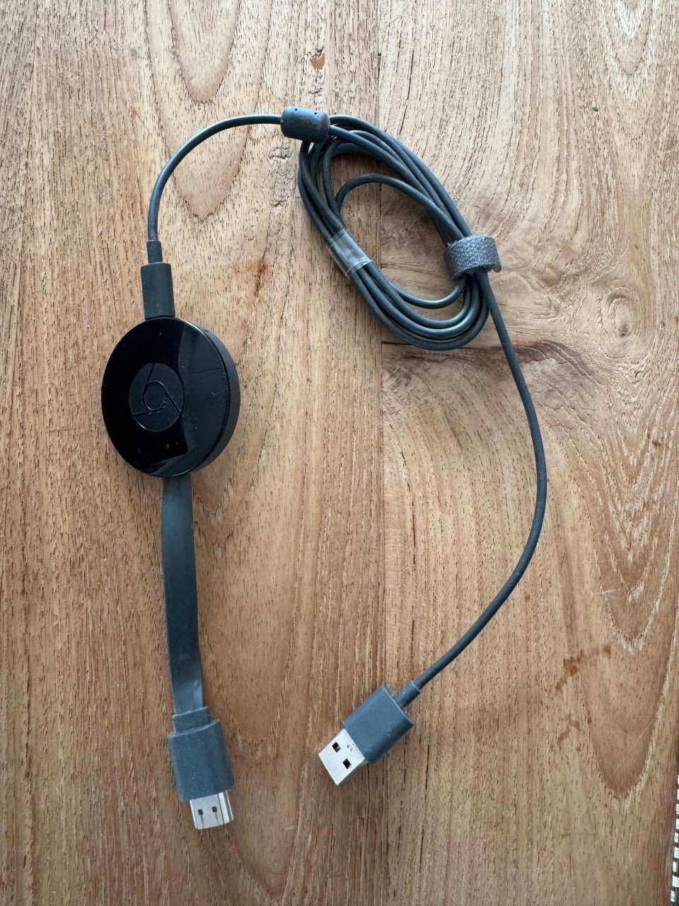 Google Chromecast v2