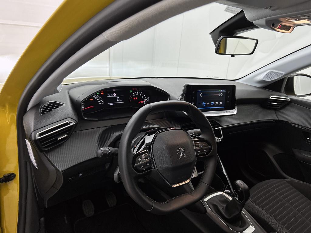 Peugeot 208 75 pk active pack | rijklaar | trekhaak | navigatie | parkeerse