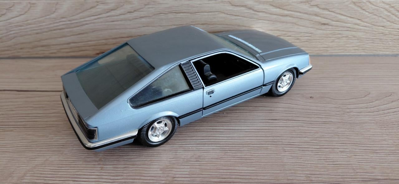 Opel Monza