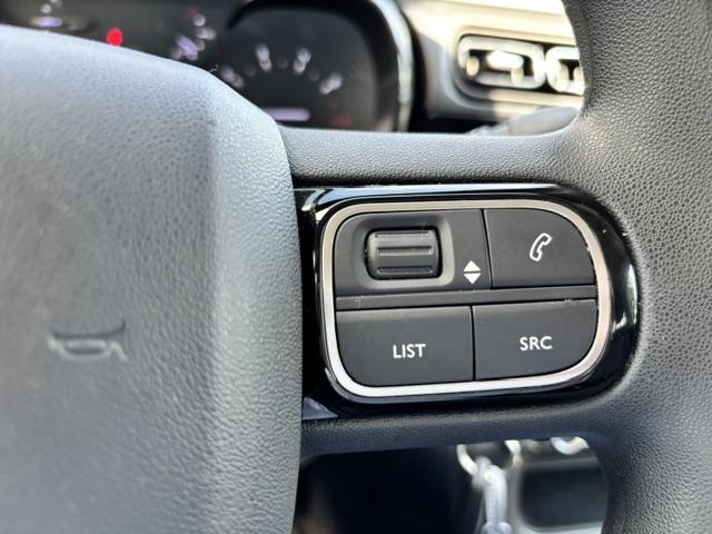 Citroen C3 1.2 82pk s&s feel edition trekhaak | navigatie | apple carplay &