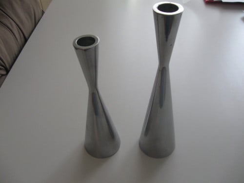 2 Silver kaarsen standaards
