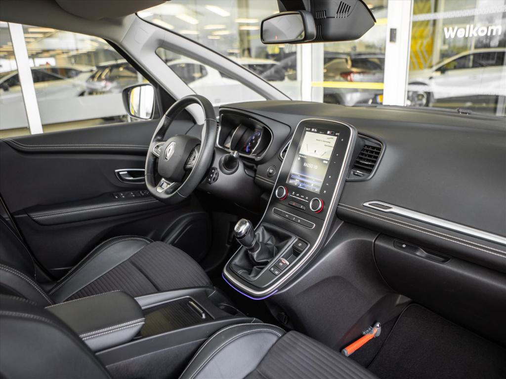 Renault Scenic 1.3 tce 140pk intens | panoramadak | trekhaak | camera | cru