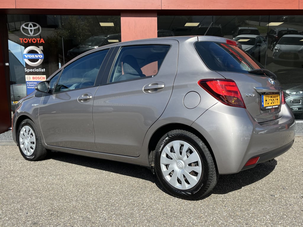 Toyota Yaris 1.5 hybrid aspiration | camera | trekhaak