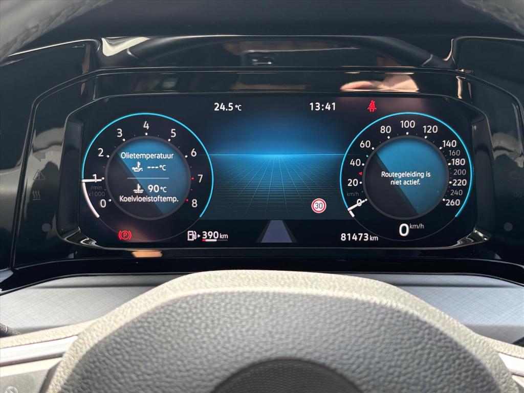 Volkswagen Golf 1.5 tsi 130pk life| navigatie |adapt cruise| led| rijklaarp