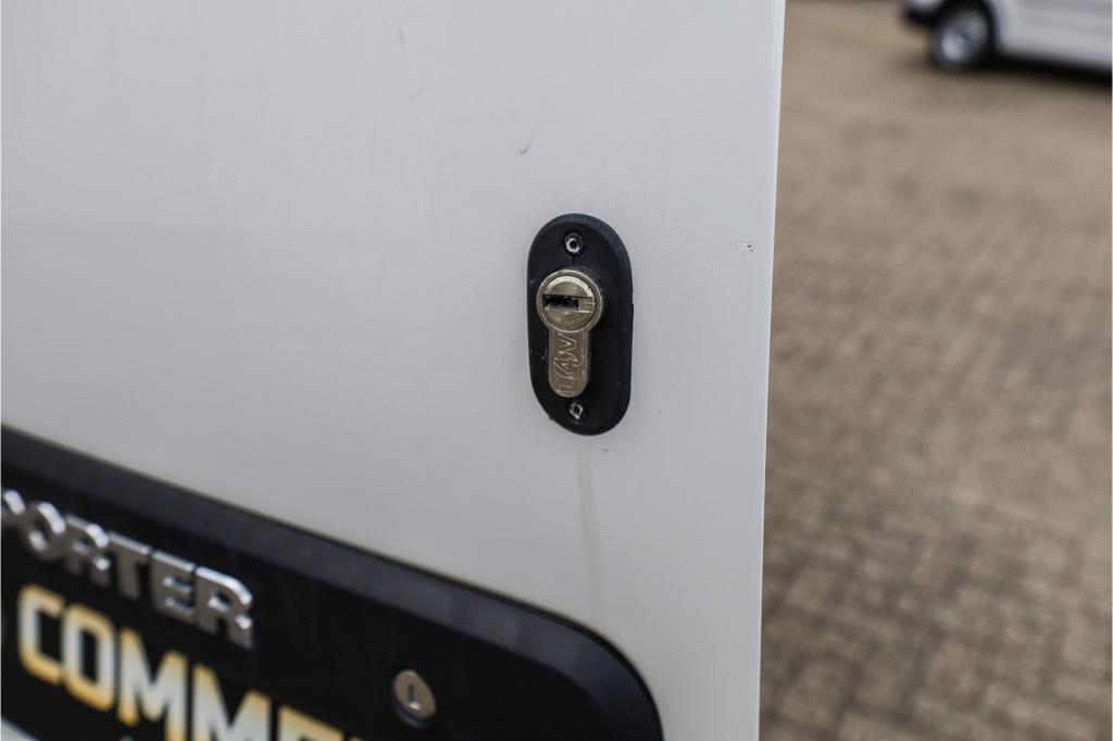 Volkswagen Transporter 2.0 tdi l2h1 30 cr.contr. i ac i trekhaak i