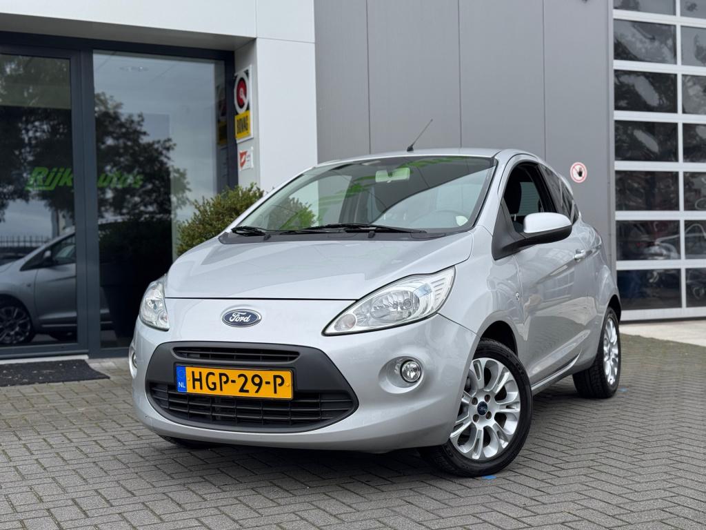 Ford KA 1.2 titanium * airco * l.m. velgen * apk tot 31-10-2027