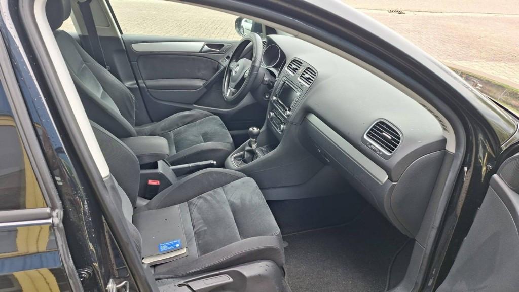 Volkswagen Golf 1.4 TSI Higline 5 deurs bj:2009 airco-navigatie