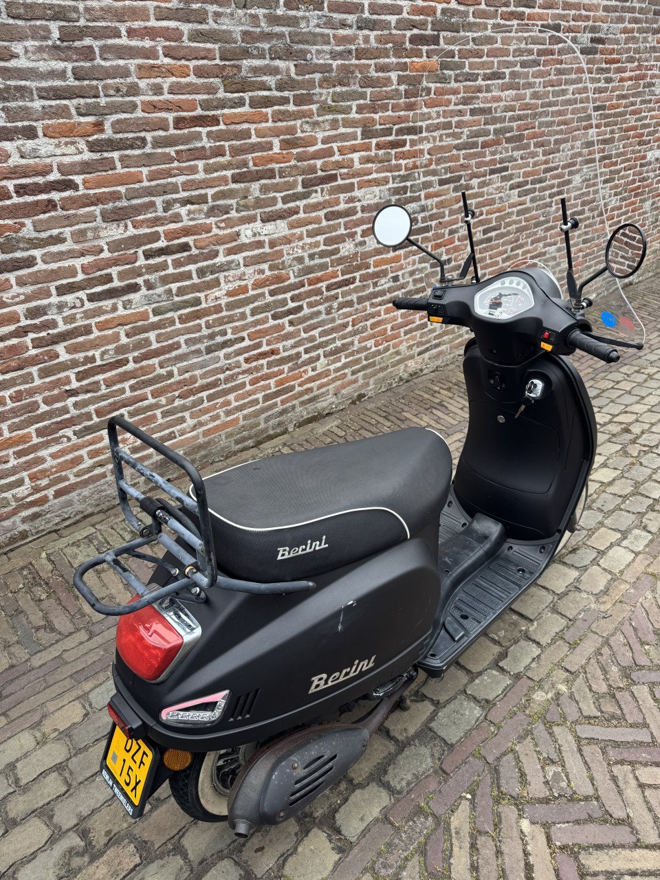 Berini Scooter Napoli zwart 45km/h 2020