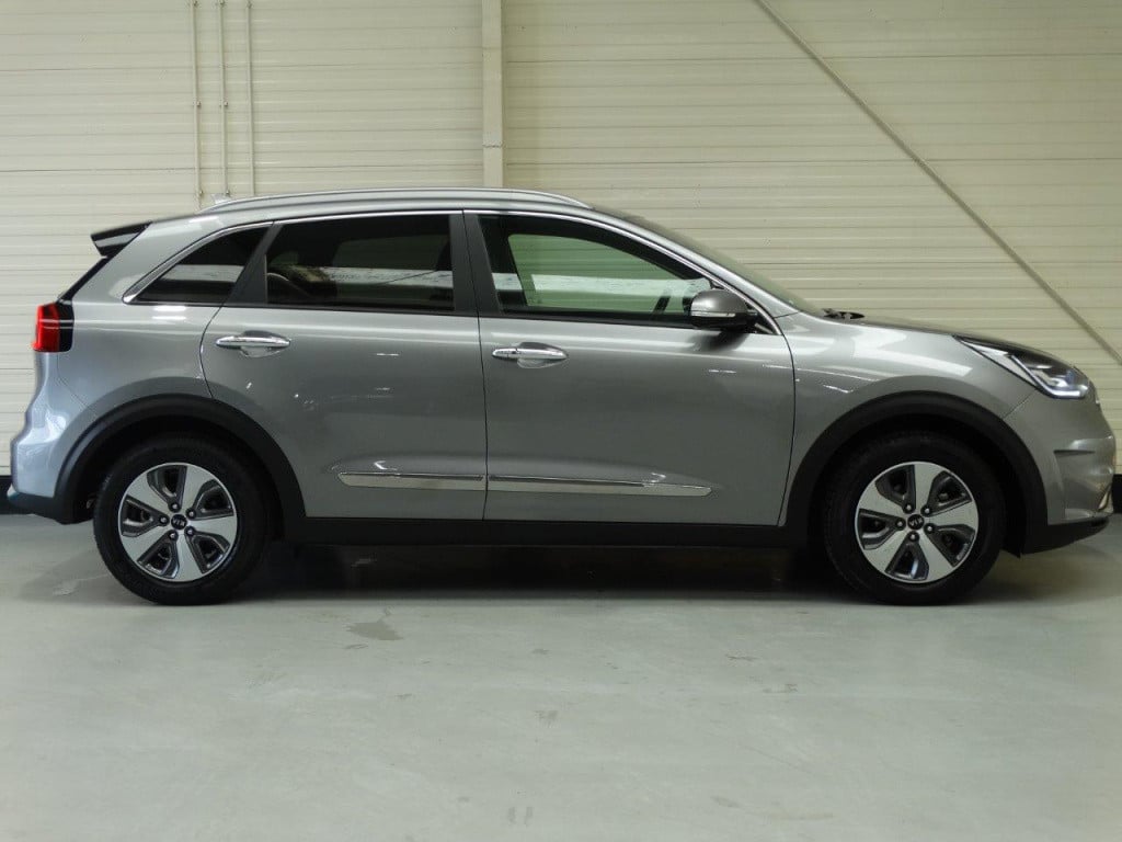Kia Niro 1.6 gdi phev 141pk dct6 dynamicplusline