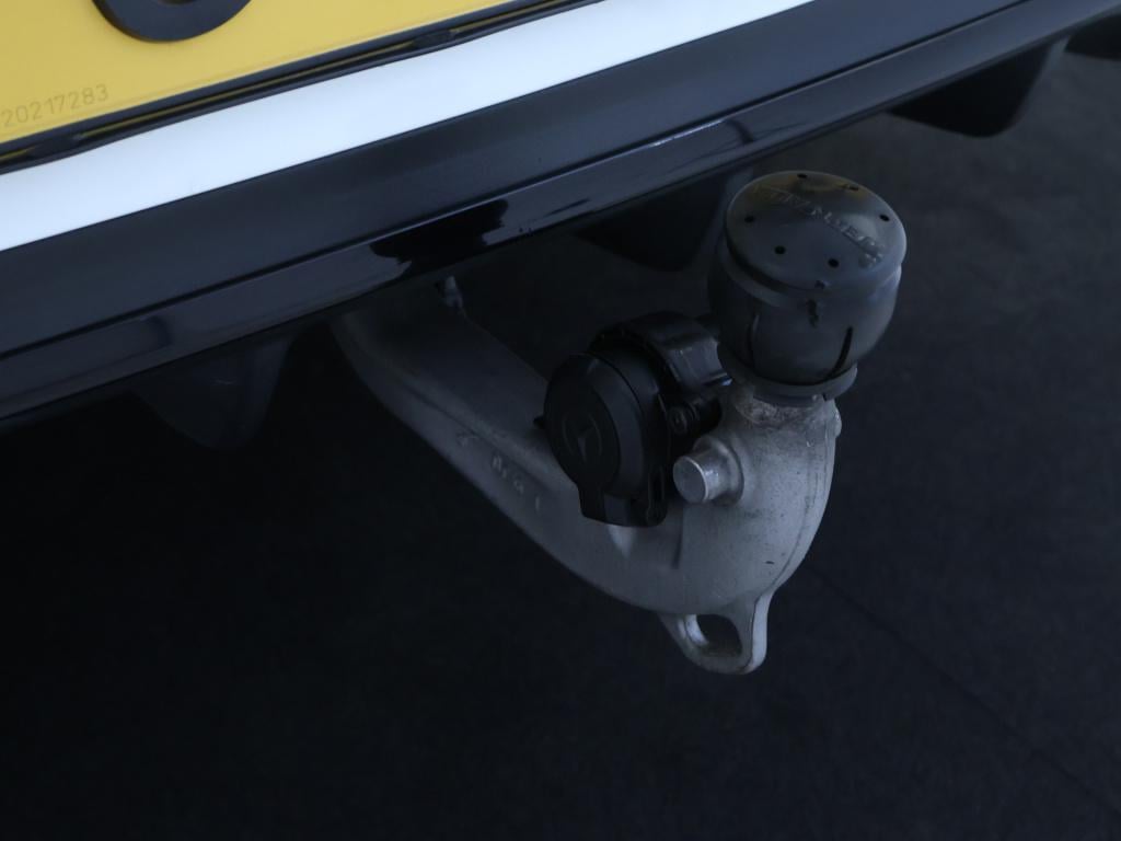 Mercedes-Benz Cla 200 business solution amg | panoramadak | trekhaak | amg-