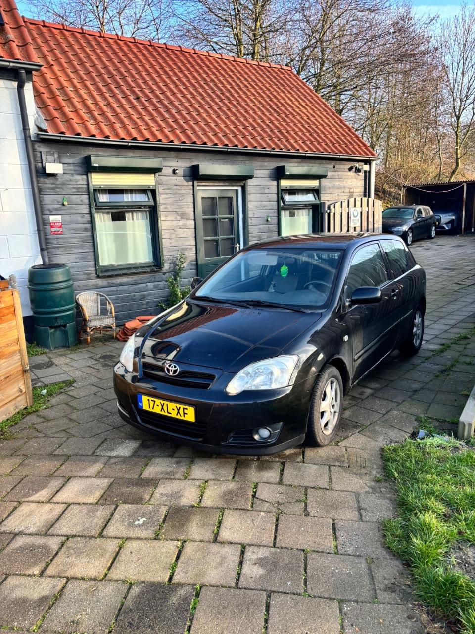 MOOIE TOYOTA COROLLA 1.6 16V VVT-i 3DR 2007 ZWART