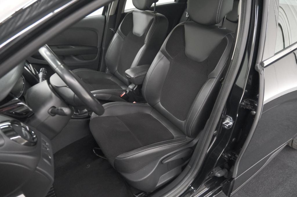 Renault Clio estate tce 90 intens | navigatie | parkeersensoren | climate c