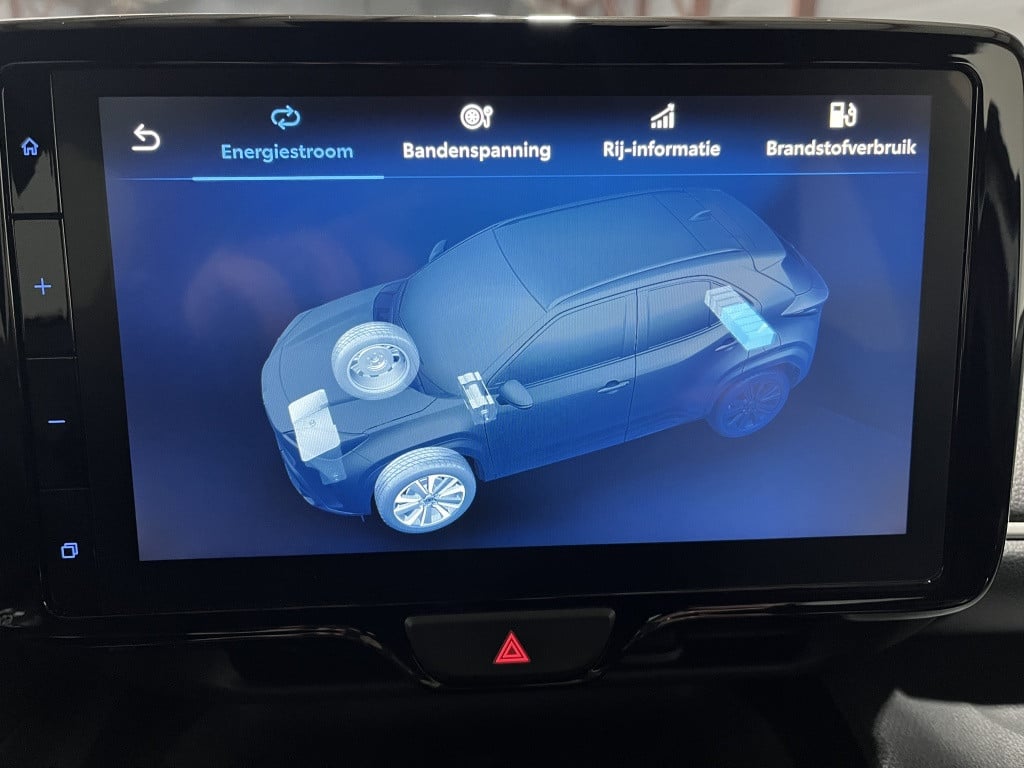 Toyota Yaris Cross dynamic | navi | pdc | bsm |