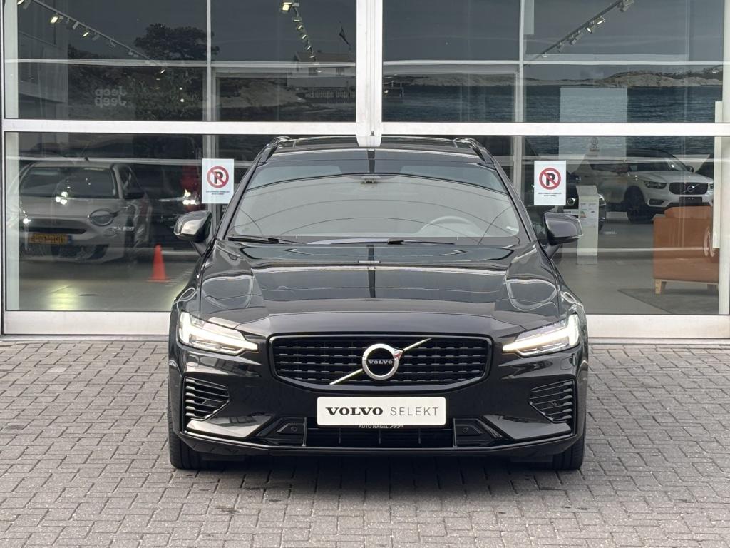 Volvo V60 t6 398pk recharge r-design| panodak| adap.cruise| camera| awd