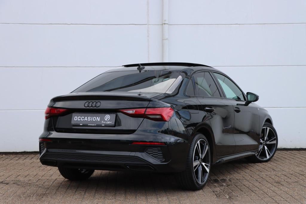 Audi A3 limousine 35 tfsi s edition 150pk s tronic
