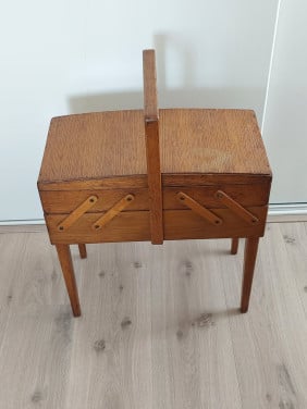 Naaidoos uiklapbaar €30