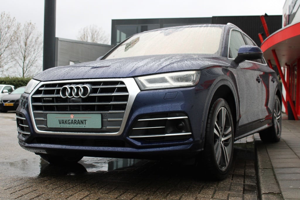 Audi Q5 45 tfsi quattro s edition full options