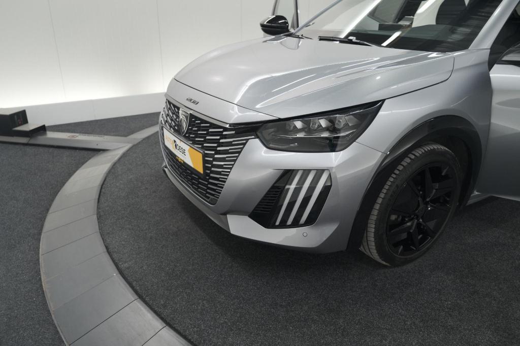Peugeot 208 puretech 100 gt dark edition | camera | navigatie | apple carpl
