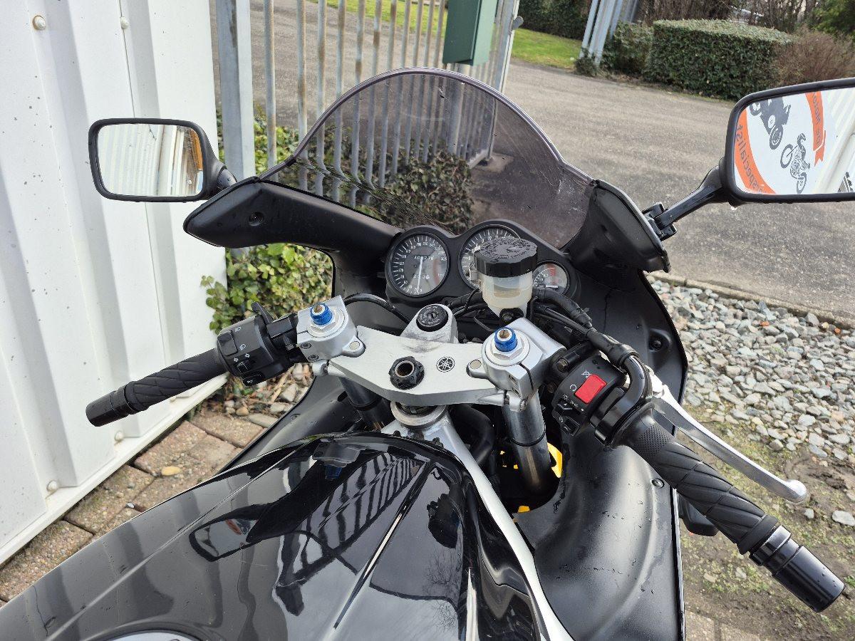 Yamaha YZF600 Thundercat, sportieve toermotor