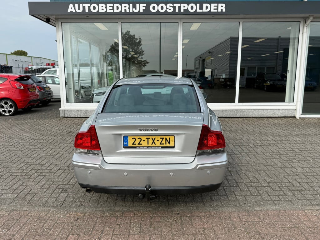 Volvo S60 2.4 momentum