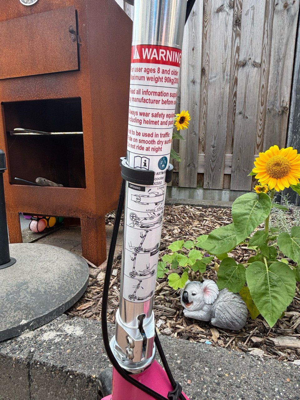 Spacescooter roze. inklapbaar en veelzijdig!