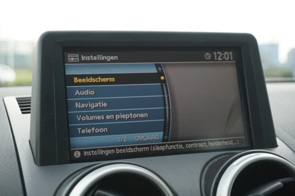 Nissan Qashqai 2.0 tekna climate / navi / cruise / camera / trekhaak / elek