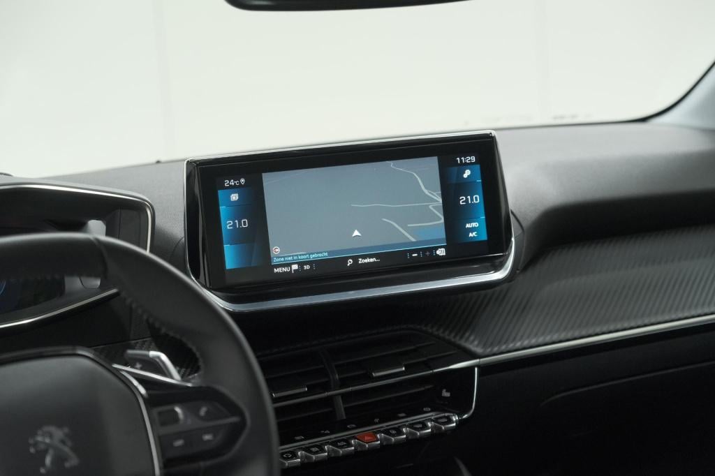Peugeot 208 puretech 130 eat8 allure pack | adaptieve cruise control | navi