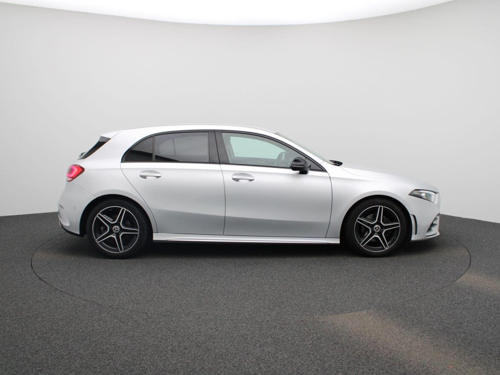 Mercedes-Benz A-Klasse 180 business solution amg | automaat | half leder | 