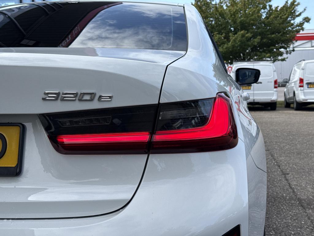 BMW 3-serie 320e m-sport | facelift | widescreen | navi | carplay | led