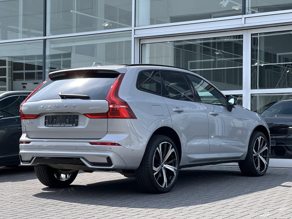 Volvo XC60 t6 340pk recharge r-design| luchtvering| panodak| adap.cruise| 3