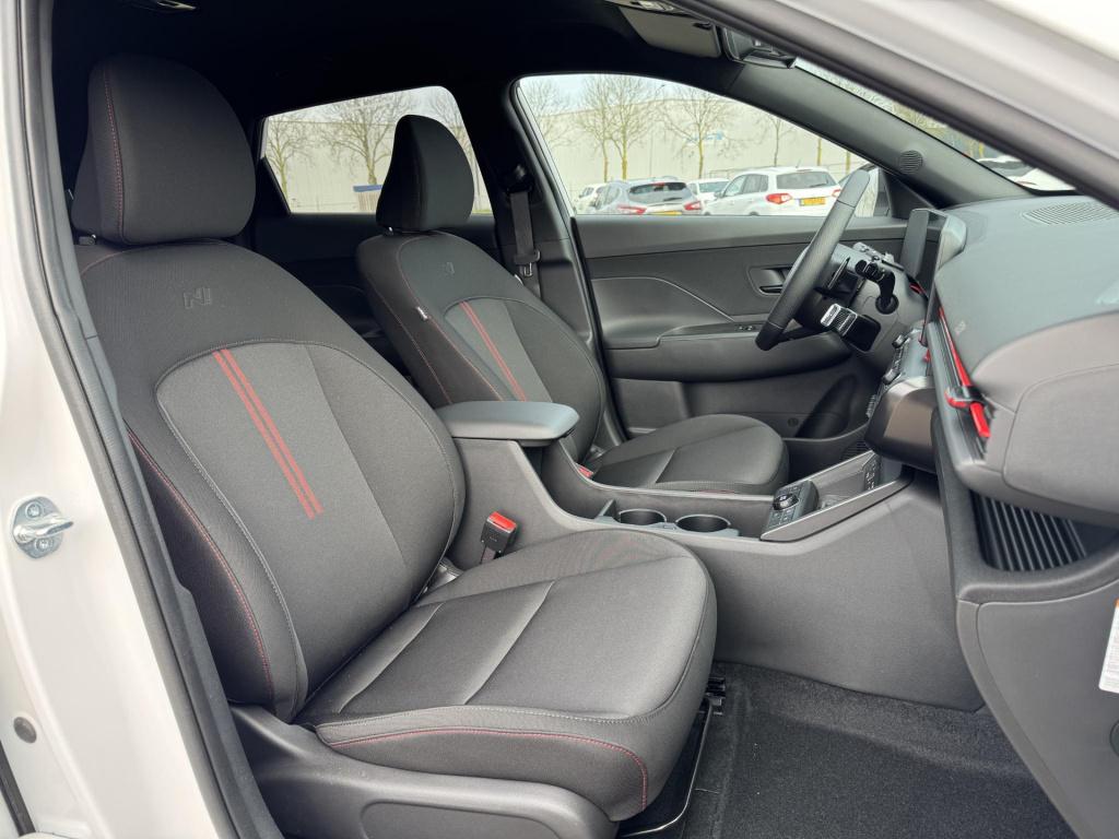 Hyundai Kona electric n line business 64.8 kwh