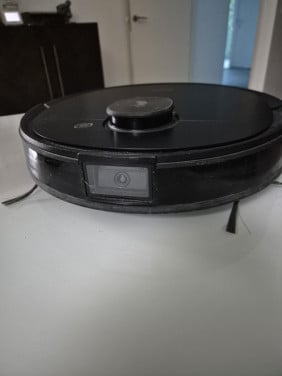 Robot stofzuiger met dweilfuncte