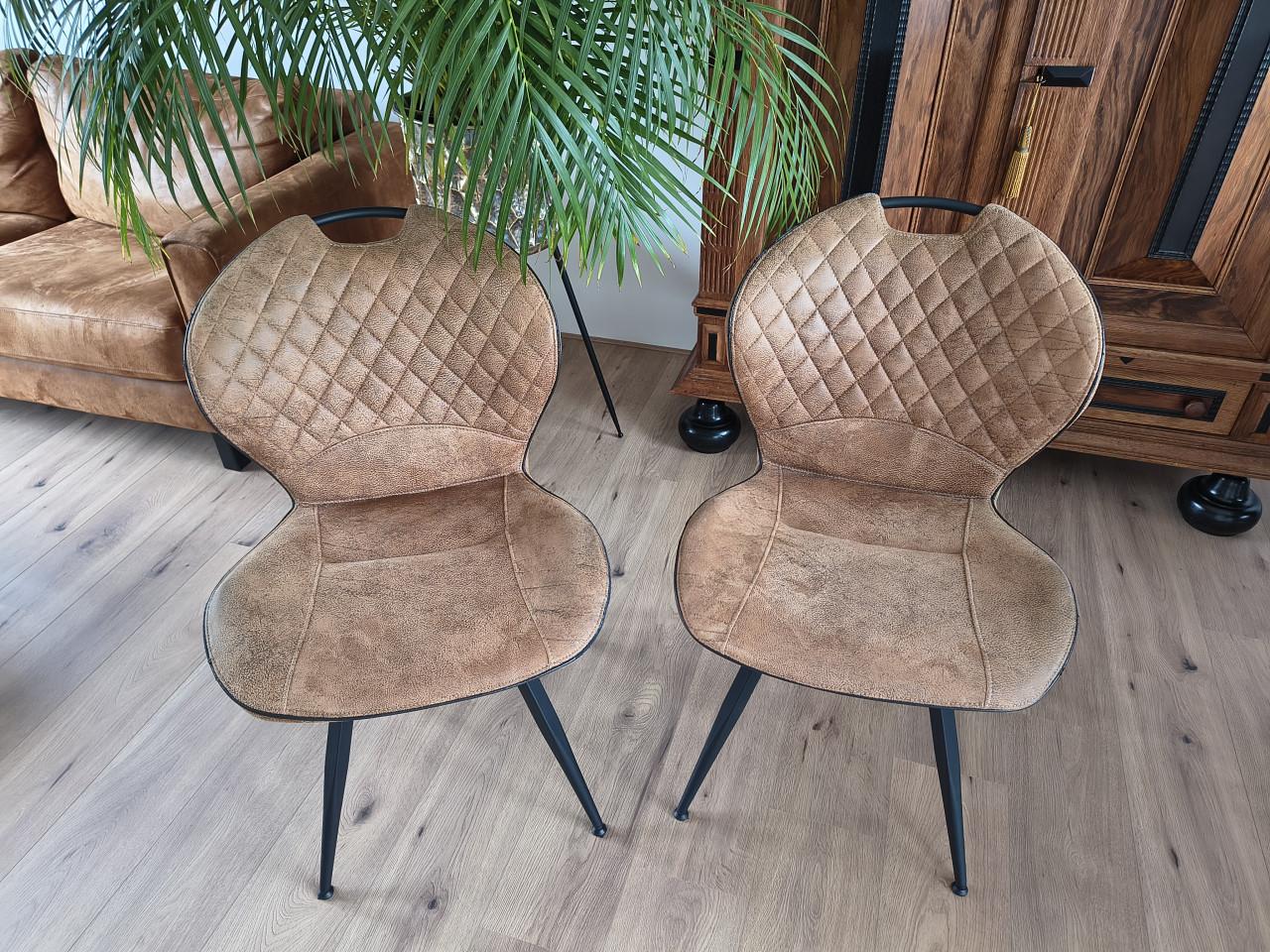 Eetkamer stoelen