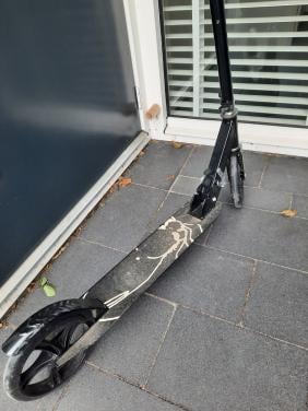 Opvouwbare scooter - 200 mm wielen - zwart