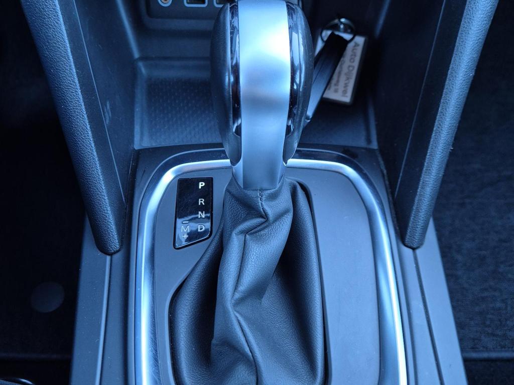 Renault Megane 1.3 tce 140 edc automaat business edt. trekhaak, all season 