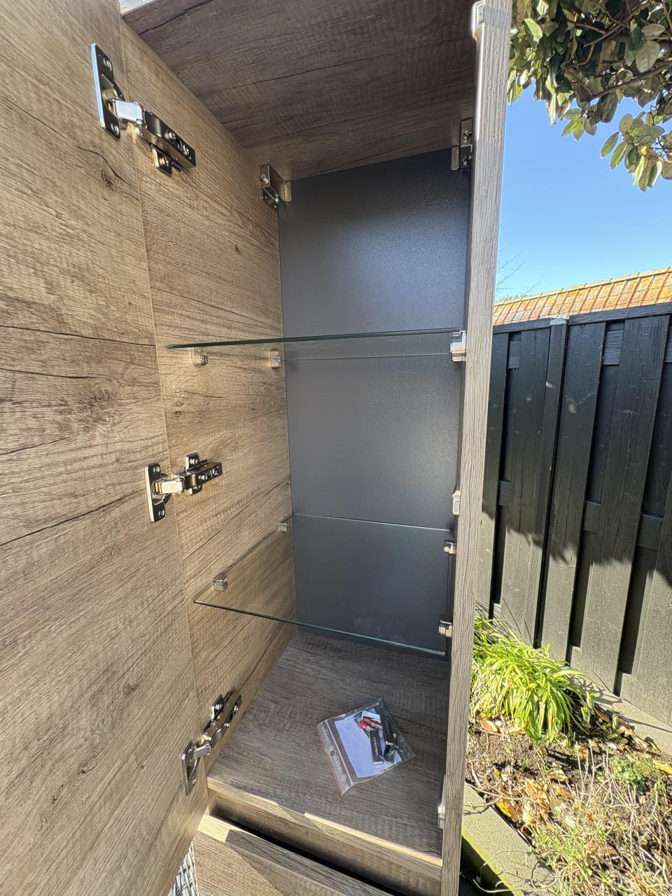 TeKoop Nieuwe kolom badkamerkast