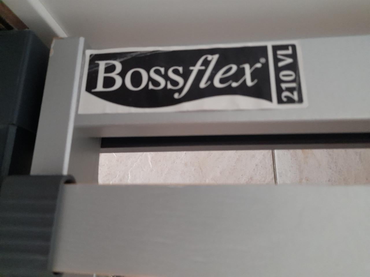 Senioren bed 90 x 200 met elektrisch verstelbare bossflex lattenbodem
