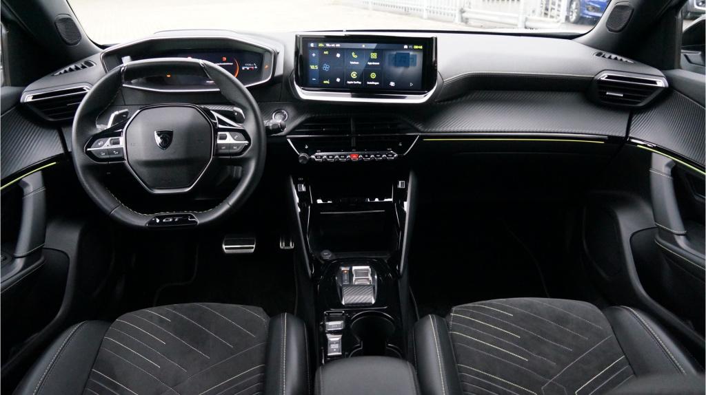 Peugeot 2008 1.2 puretech gt pack alcantara massage cam. rijklaar incl. gar