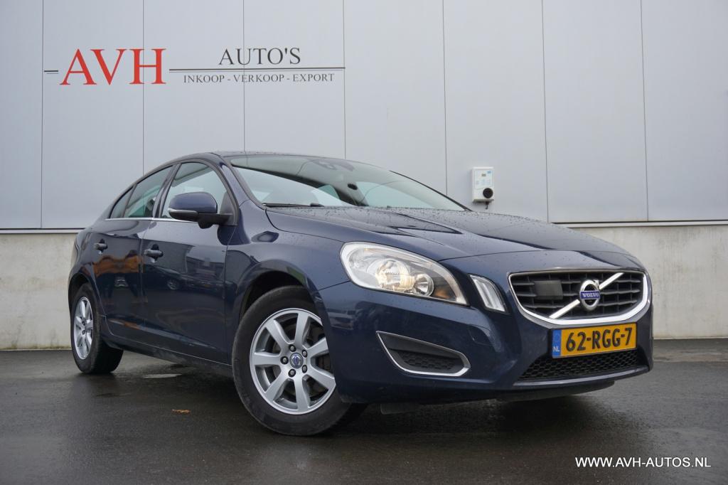 Volvo S60 2.0t intro edition