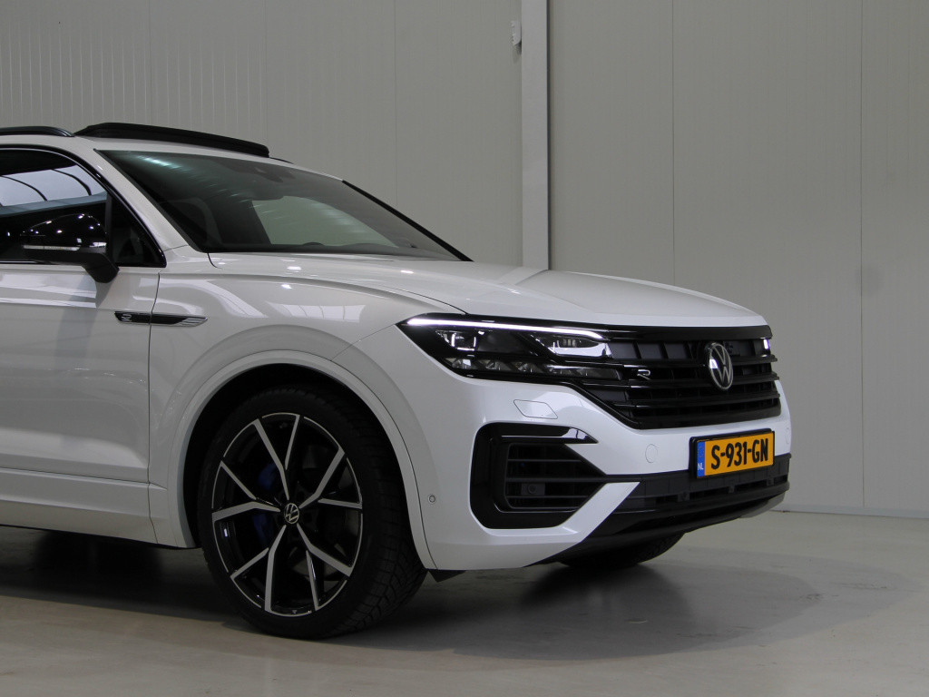 Volkswagen Touareg r 3.0 tsi ehybrid 462pk | full option | garantie 02-2026