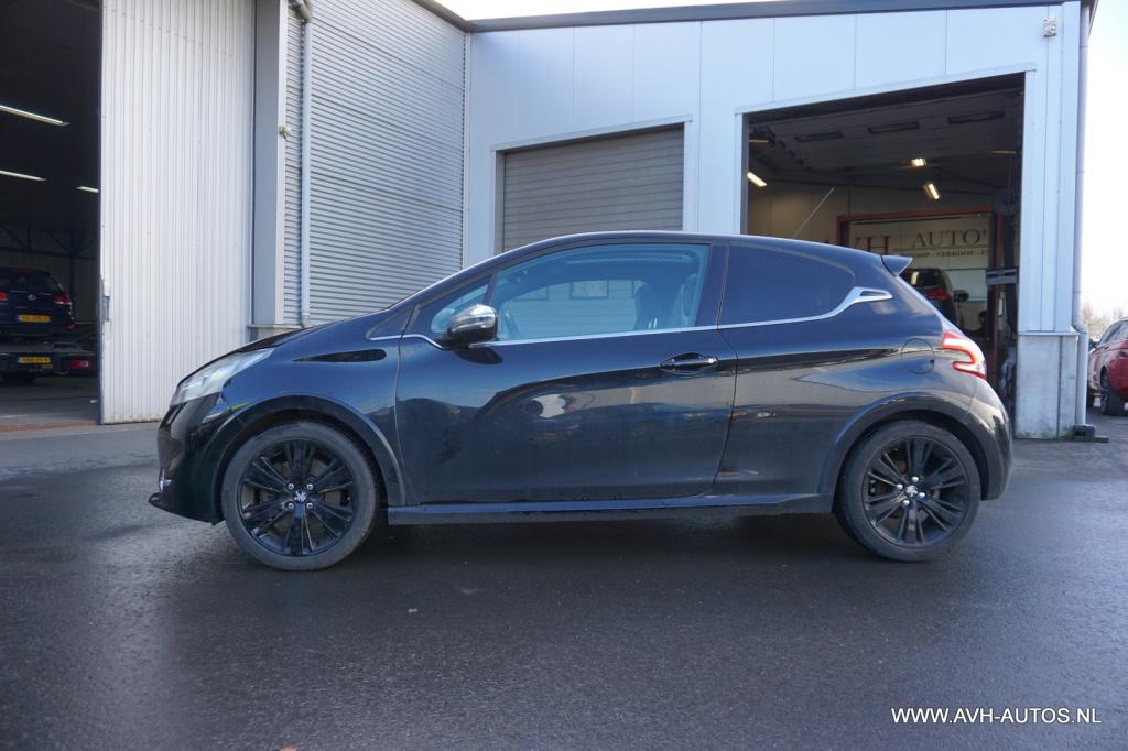 Peugeot 208 1.6 thp xy, motor defect!