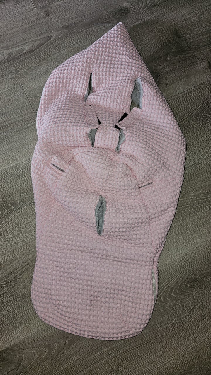 Koeka voetenzak voor de kinderwagen