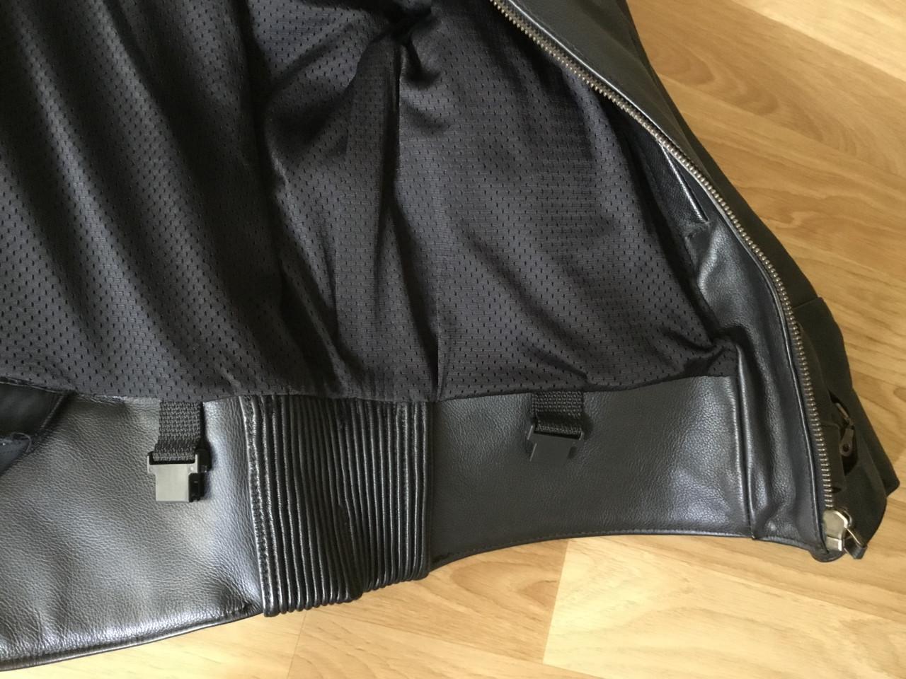 Motorjack.  Leer.  Triumph