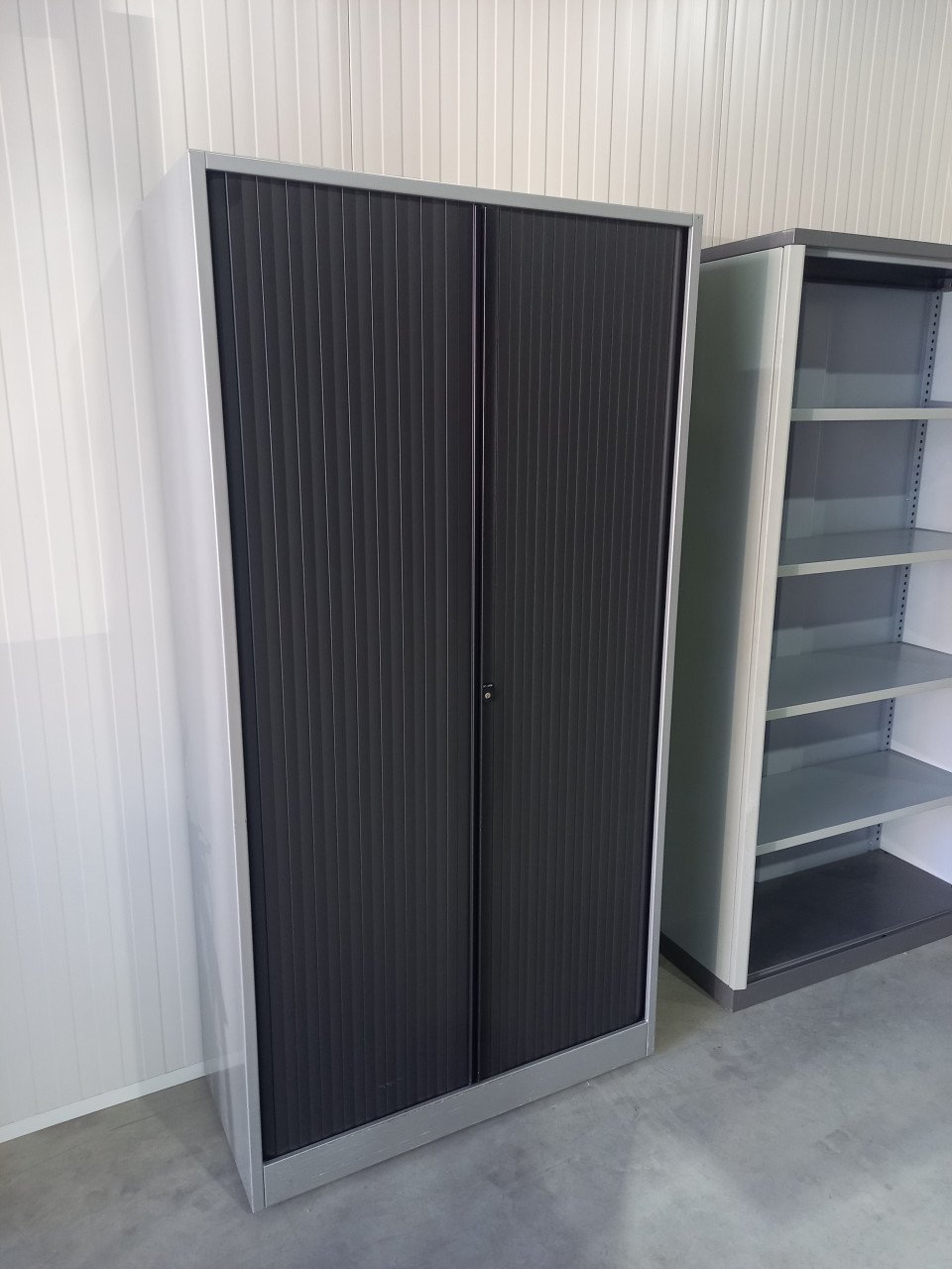 Roldeurkast archiefkast ahrend