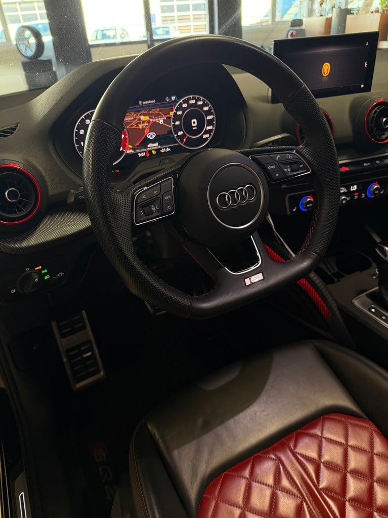 Audi Q2 sq2 2.0 tfsi quattro