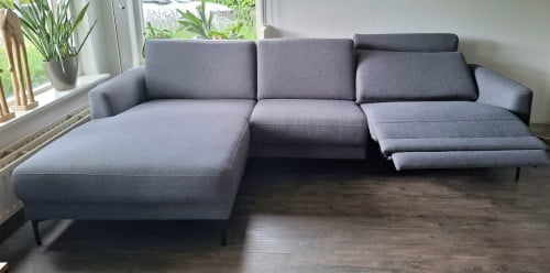 Bank met chaise longue