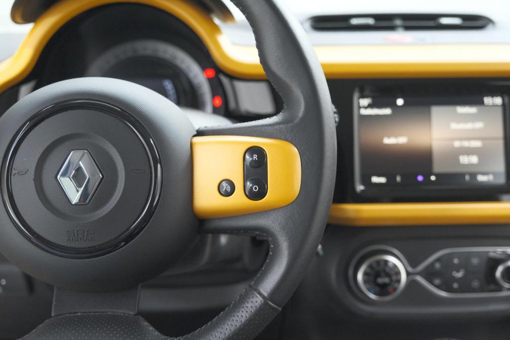 Renault Twingo 1.0 sce intens | premium | apple carplay | parkeersensoren |