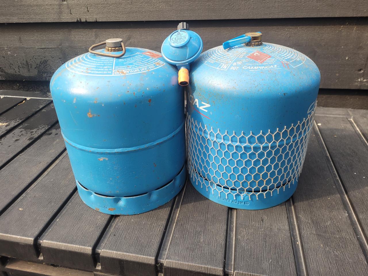 Campingaz gasflessen 907 (leeg) set inclusief drukregelaar